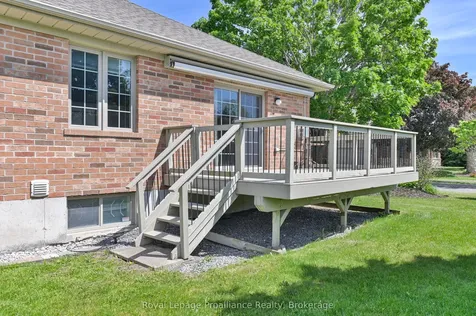 25 Heartwood Drive Belleville ON K8P 5M2