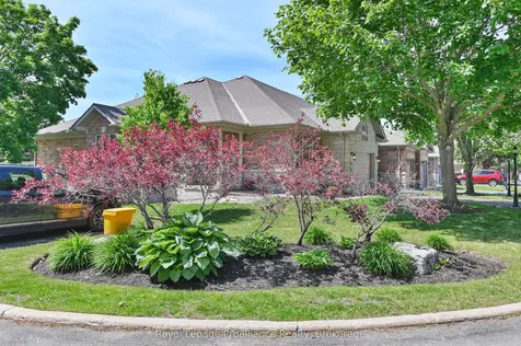 25 Heartwood Drive Belleville ON K8P 5M2