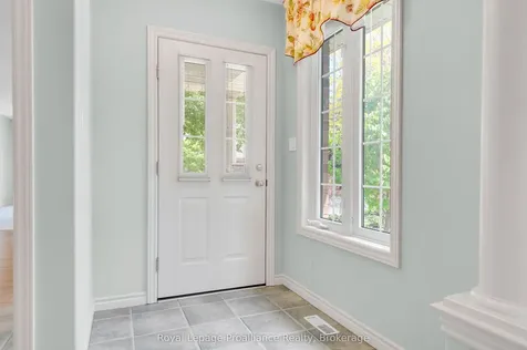 25 Heartwood Drive Belleville ON K8P 5M2