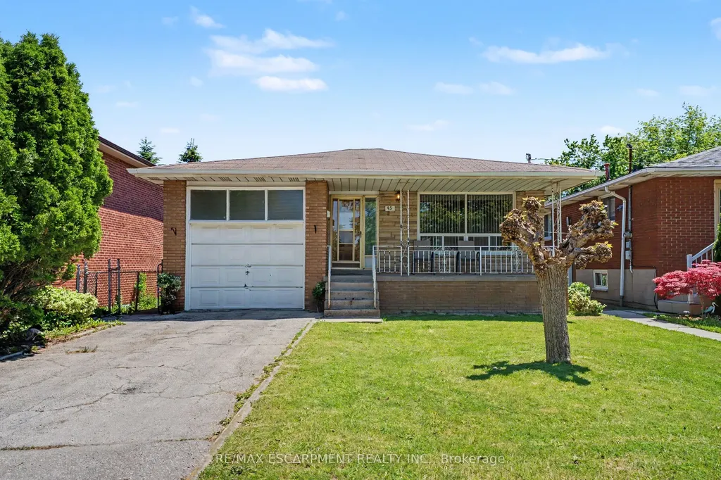 95 Fieldway Drive Hamilton ON L9A 2L5