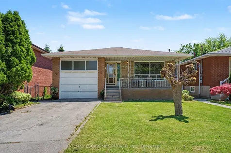 95 Fieldway Drive Hamilton ON L9A 2L5