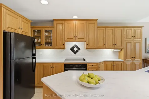 92 Dean Avenue Guelph ON N1G 1L6