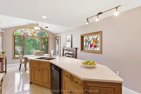 92 Dean Avenue Guelph ON N1G 1L6