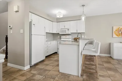 644 Yarmouth Drive Waterloo ON N2K 4C2