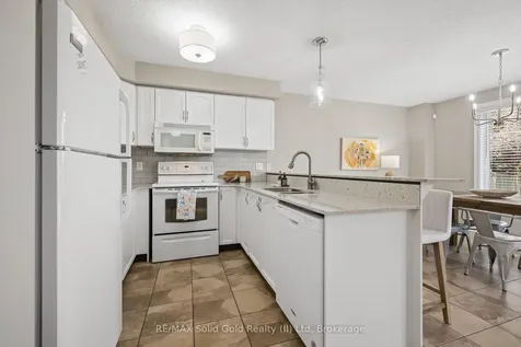 644 Yarmouth Drive Waterloo ON N2K 4C2