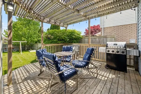 644 Yarmouth Drive Waterloo ON N2K 4C2