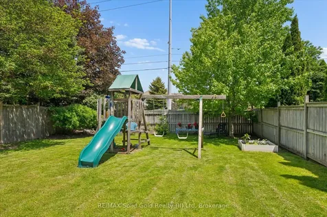644 Yarmouth Drive Waterloo ON N2K 4C2