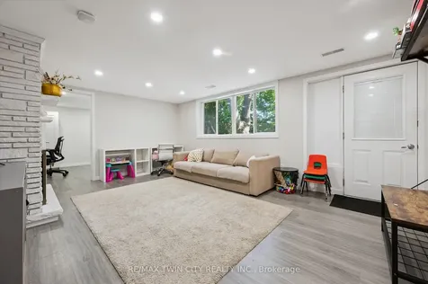 134 Westmount Road E Kitchener ON N2M 4Y5