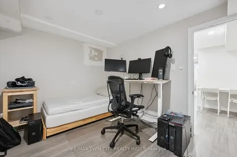 134 Westmount Road E Kitchener ON N2M 4Y5