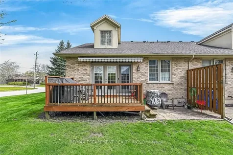 1041 Pine Street S Haldimand ON N1A 2N1