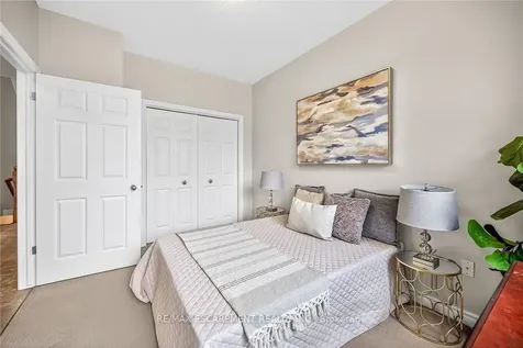 1041 Pine Street S Haldimand ON N1A 2N1