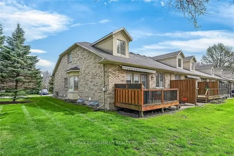 1041 Pine Street S Haldimand ON N1A 2N1
