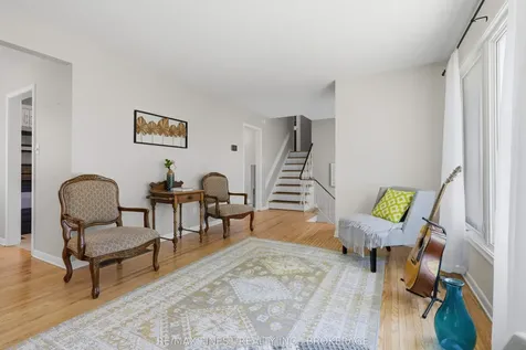 337 Avenue Road Kingston ON K7M 1C8