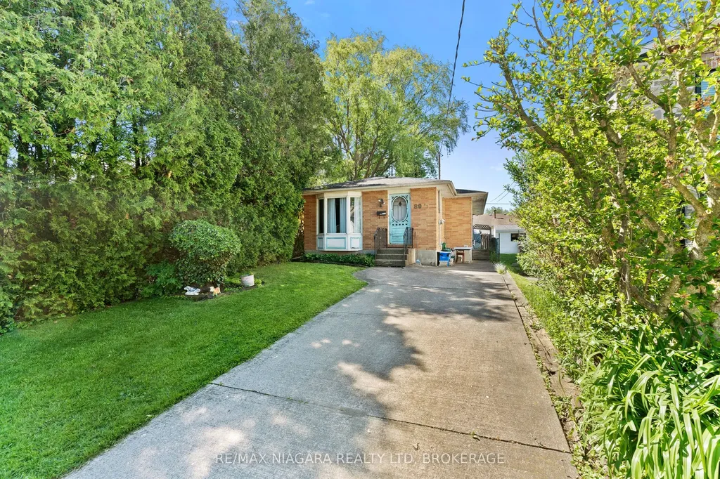 80 1/2 Melody Trail St. Catharines ON L2M 1C7