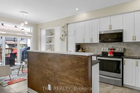 1019 Ottenbrite Crescent Kanata ON K2T 0G2