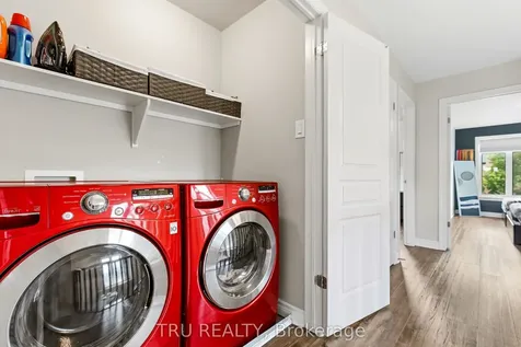 1019 Ottenbrite Crescent Kanata ON K2T 0G2