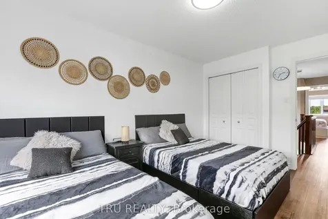1019 Ottenbrite Crescent Kanata ON K2T 0G2