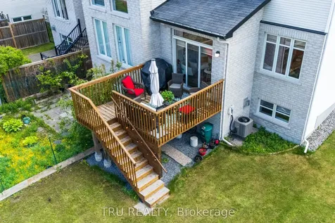 1019 Ottenbrite Crescent Kanata ON K2T 0G2