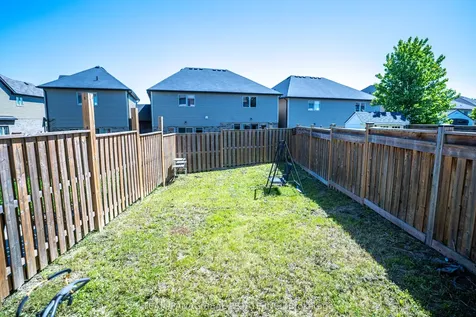 23 Fairgrounds Drive Hamilton ON L0R 1C0