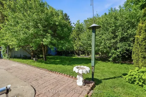 26 Applewood Drive Belleville ON K8P 4E2