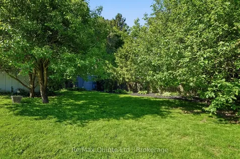 26 Applewood Drive Belleville ON K8P 4E2