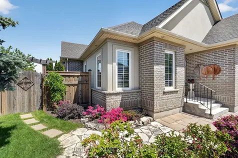 2 Seyval Place Niagara-on-the-lake ON L0S 1J0