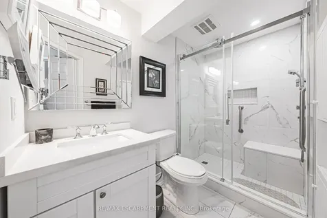 1000 Creekside Drive Hamilton ON L9H 7S6