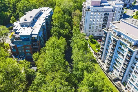 1000 Creekside Drive Hamilton ON L9H 7S6