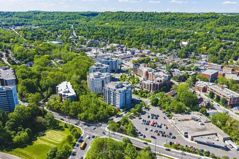 1000 Creekside Drive Hamilton ON L9H 7S6