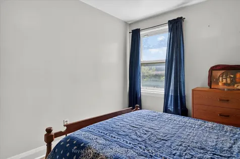 569 Steele Avenue Peterborough ON K9J 5A2