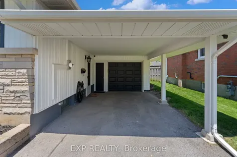 5 Dunraven Avenue St. Catharines ON L2M 6A6