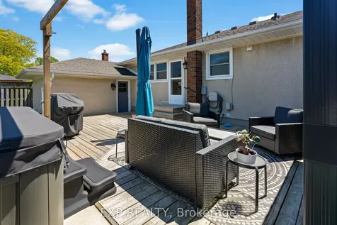 5 Dunraven Avenue St. Catharines ON L2M 6A6
