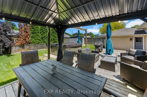 5 Dunraven Avenue St. Catharines ON L2M 6A6