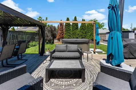 5 Dunraven Avenue St. Catharines ON L2M 6A6