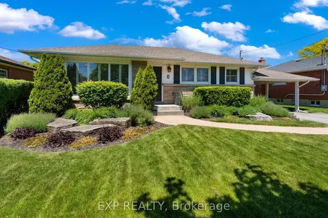 5 Dunraven Avenue St. Catharines ON L2M 6A6