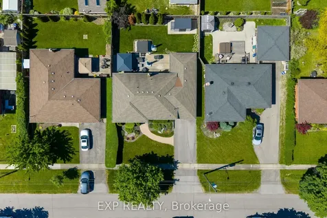 5 Dunraven Avenue St. Catharines ON L2M 6A6