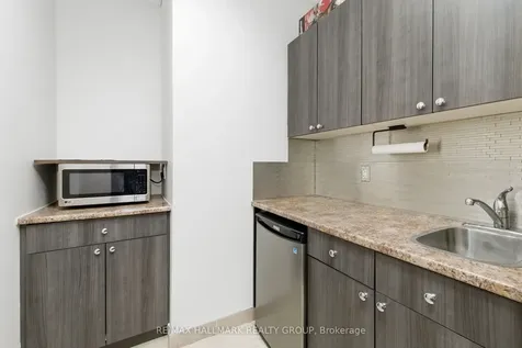 120 Terence Matthews Crescent Kanata ON K2M 0J1