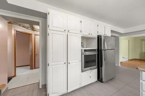 139 Dauphin Avenue Kingston ON K7K 6W3