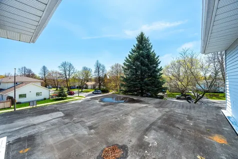139 Dauphin Avenue Kingston ON K7K 6W3