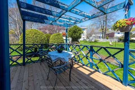 139 Dauphin Avenue Kingston ON K7K 6W3
