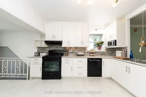 17 Huron Street Welland ON L3B 5J2