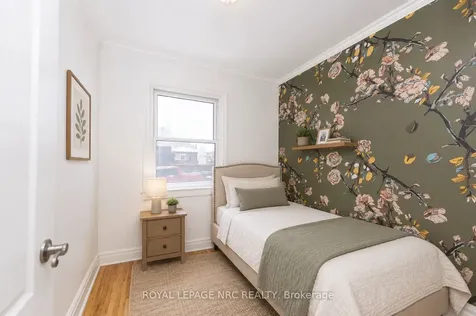 17 Huron Street Welland ON L3B 5J2