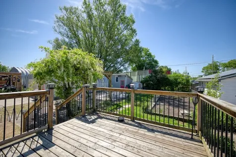 17 Huron Street Welland ON L3B 5J2