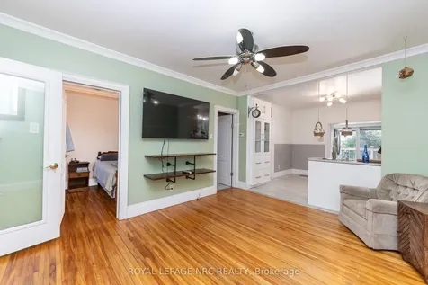 17 Huron Street Welland ON L3B 5J2