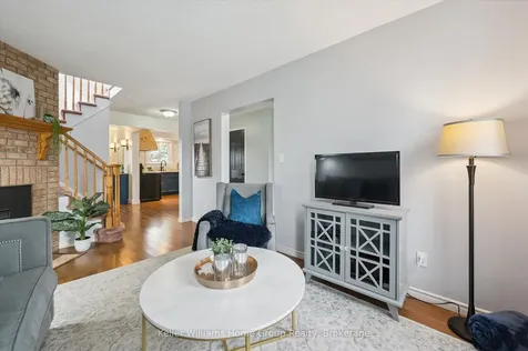 653 Holman Crescent Centre Wellington ON N1M 3M2