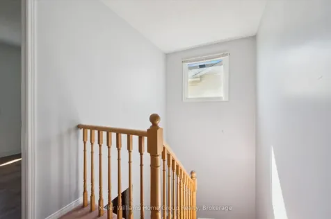 653 Holman Crescent Centre Wellington ON N1M 3M2