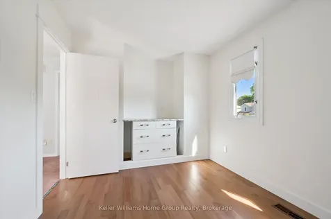 653 Holman Crescent Centre Wellington ON N1M 3M2