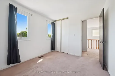 653 Holman Crescent Centre Wellington ON N1M 3M2