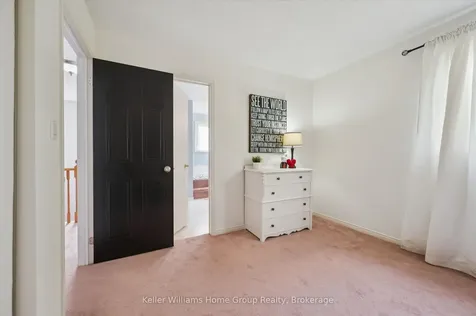 653 Holman Crescent Centre Wellington ON N1M 3M2