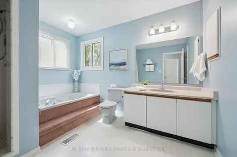 653 Holman Crescent Centre Wellington ON N1M 3M2